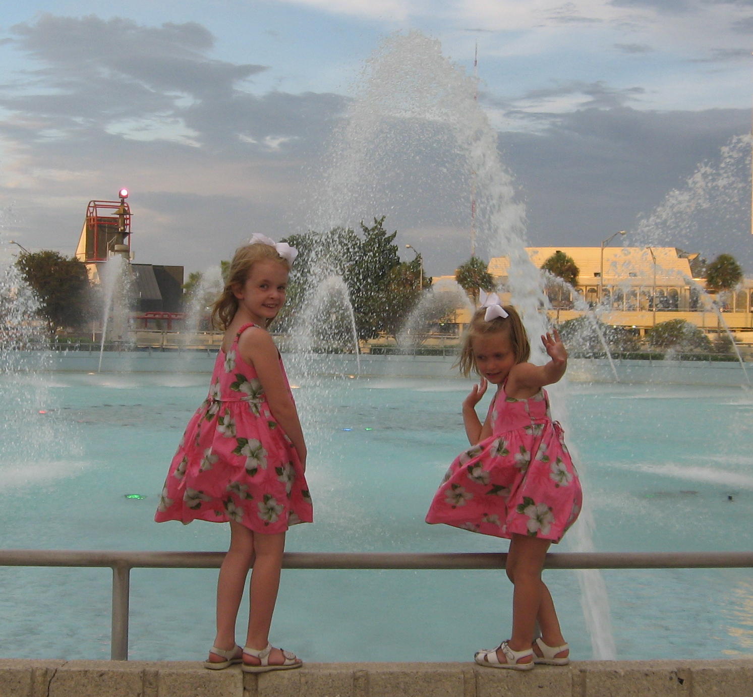 2008_08_13 JnC at JAX landing.jpg